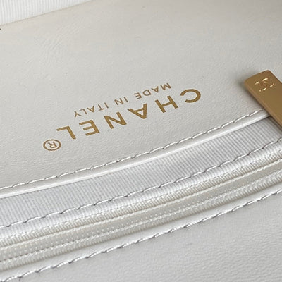Chan*l mini flap bag top handle pearl chain - image 2