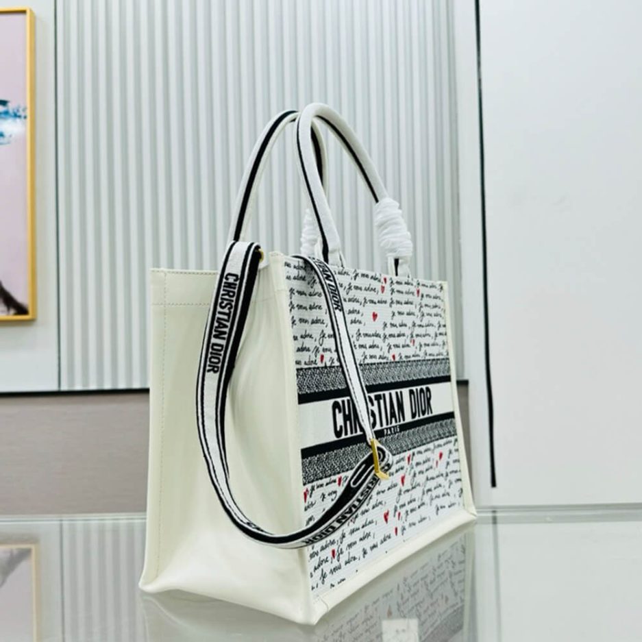 Di*r medium Di*r book tote - image 2
