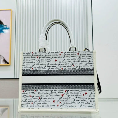 Di*r medium Di*r book tote - image 3
