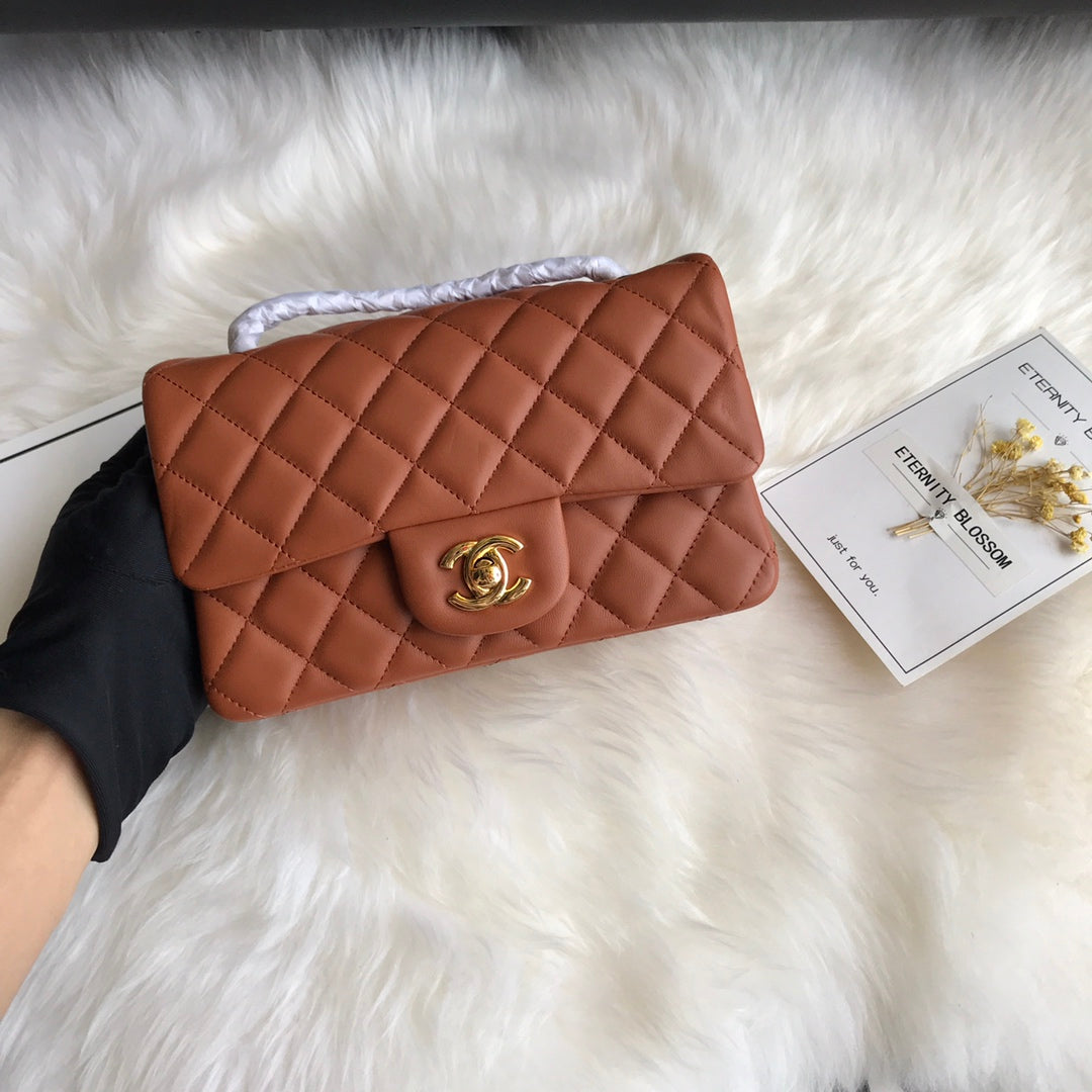 CC 20 CLASSIC SMALL DOUBLE FLAP BAG IN CARAMEL BROWN CALFSKIN - Image 4