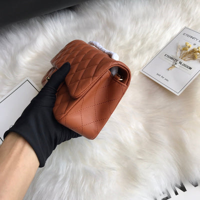 CC 20 CLASSIC SMALL DOUBLE FLAP BAG IN CARAMEL BROWN CALFSKIN - Image 9