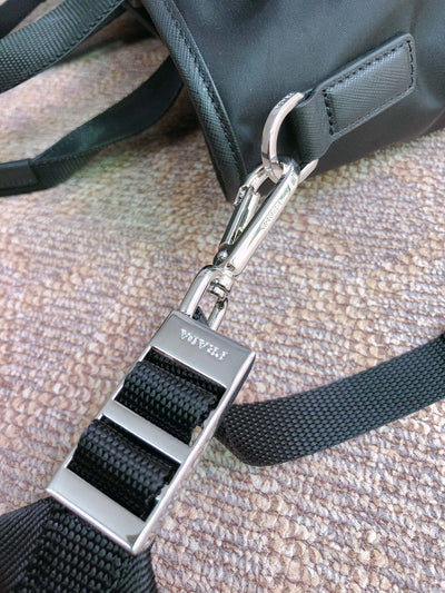 tote bag 38 in black re-nylon and saffiano leather trim - image 3