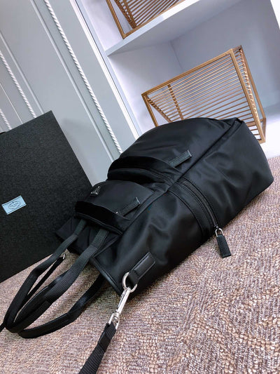tote bag 38 in black re-nylon and saffiano leather trim - image 4