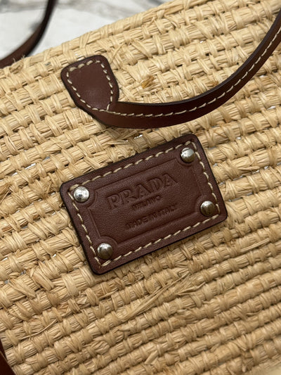 Pr*da braided handle basket bag - image 3