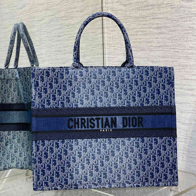 Di*r large Di*r book tote - main image