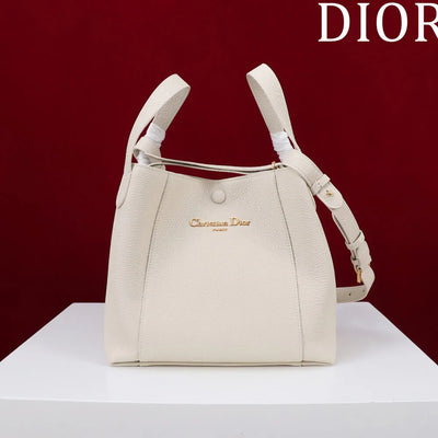 Di*r medium signature bucket bag - main image