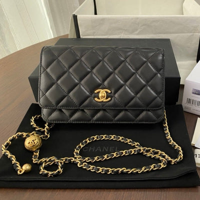 CLASSIC WOC 19CM BLACK LAMBSKIN GOLD HARDWARE - Image 3
