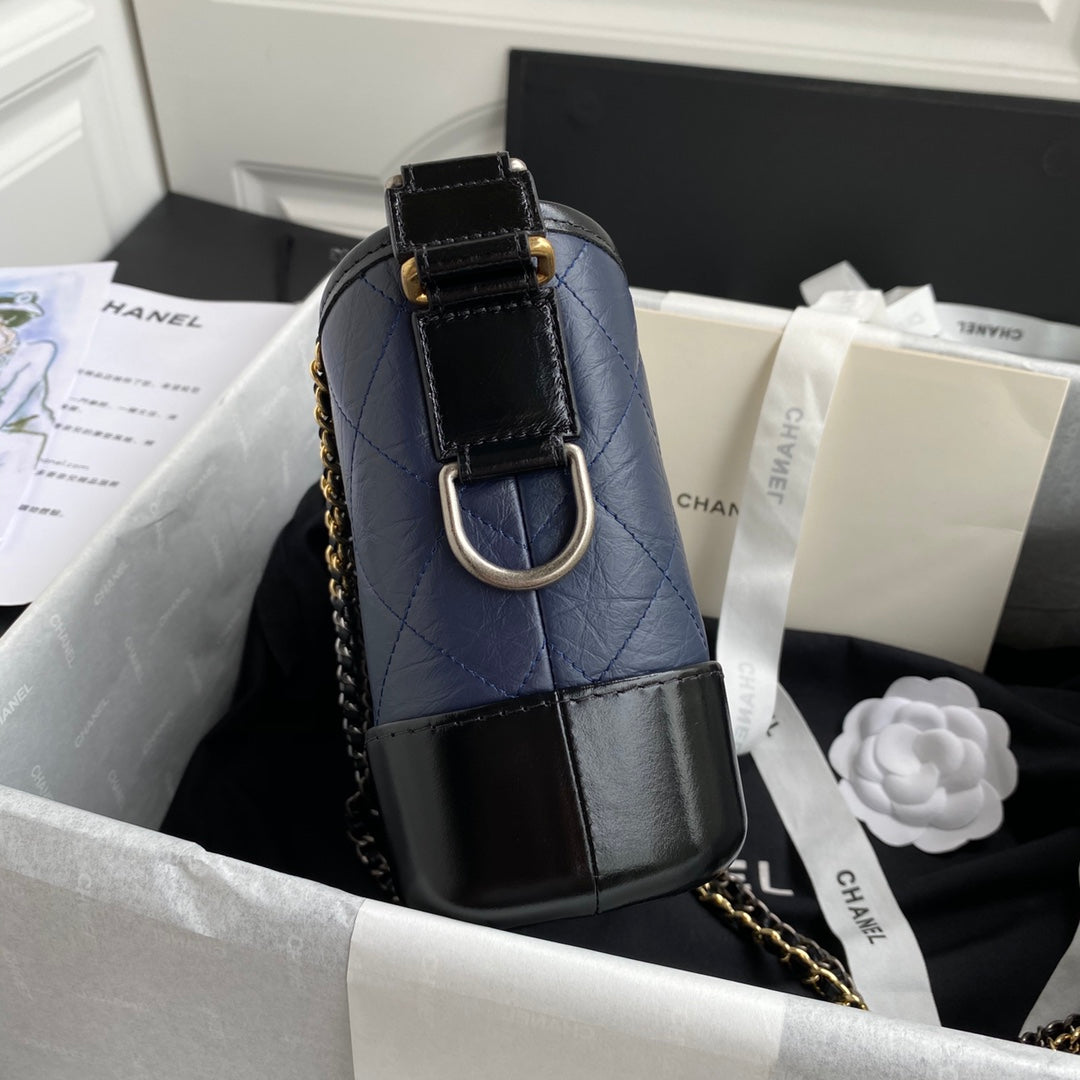 CC GABRIELLE MINI 20 HOBO BAG IN MIDNIGHT BLUE MIX BLACK CALFSKIN - Image 9