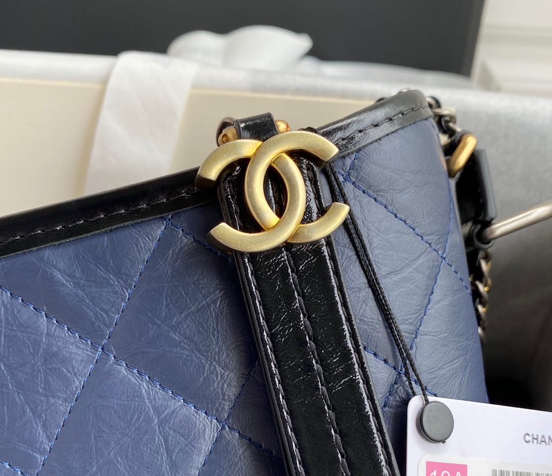 CC GABRIELLE MINI 20 HOBO BAG IN MIDNIGHT BLUE MIX BLACK CALFSKIN - Image 5