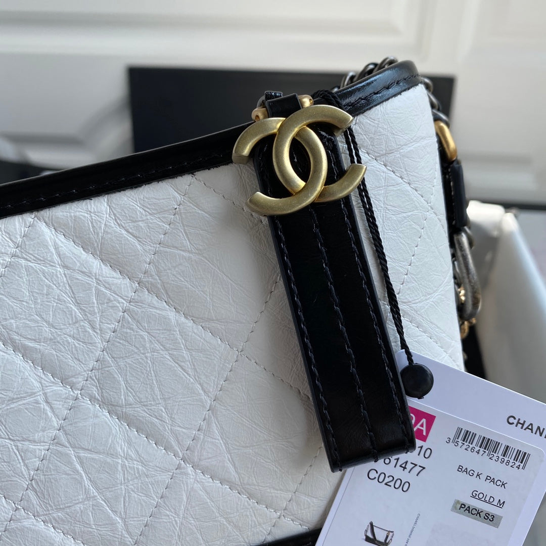 CC GABRIELLE MINI 20 HOBO BAG IN WHITE MIX BLACK CALFSKIN - Image 10