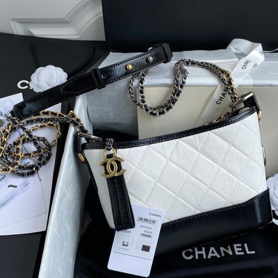 CC GABRIELLE MINI 20 HOBO BAG IN WHITE MIX BLACK CALFSKIN - Image 3