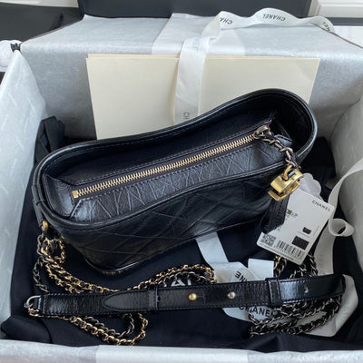 CC GABRIELLE MINI 20 HOBO BAG IN BLACK CALFSKIN - Image 7