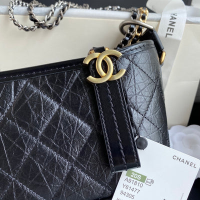CC GABRIELLE MINI 20 HOBO BAG IN BLACK CALFSKIN - Image 5