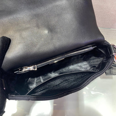 small flap bag 21 in black triangular quilted pattern re-nylon - image 2