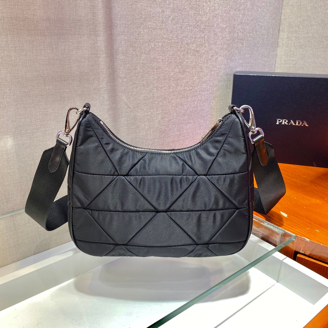 hobo bag 24 in black triangular quilted pattern re-nylon - image 4