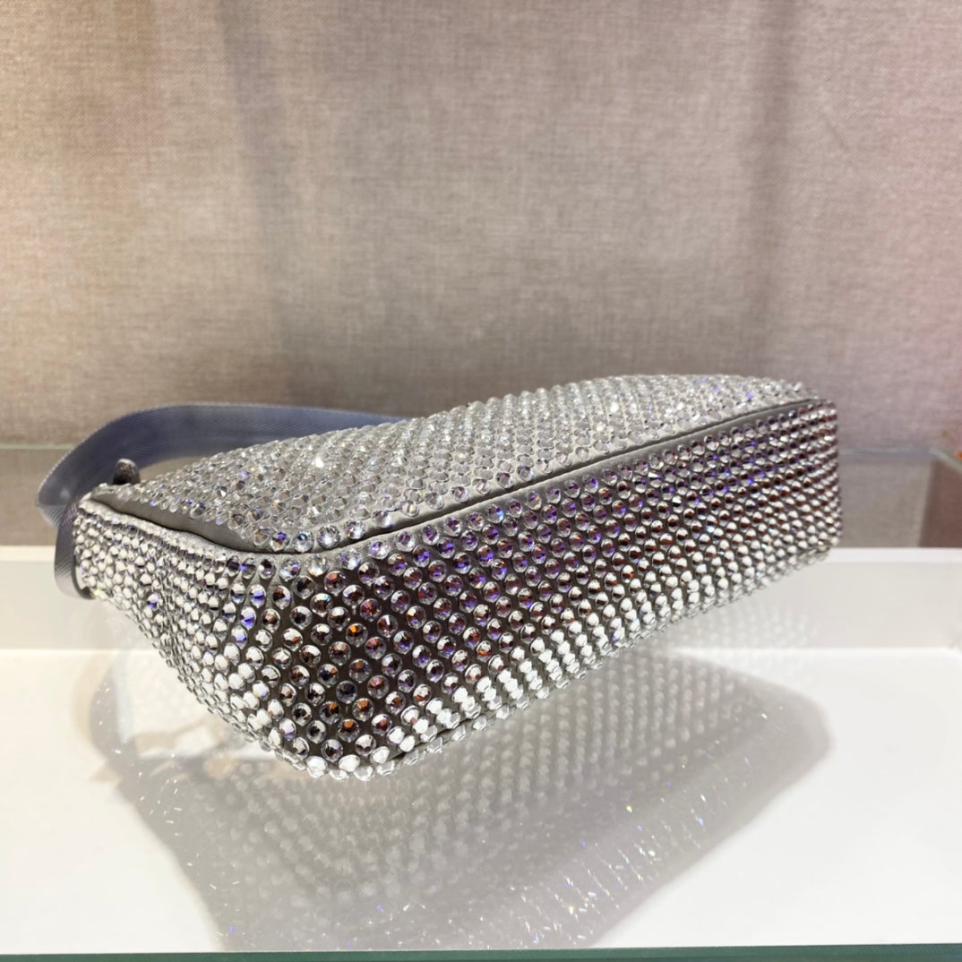 sparkling hobo bag 23 in silver nylon attached fully crystals - image 3