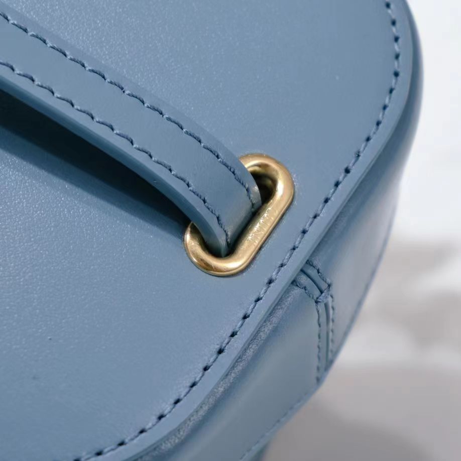 SQUARE BOX CROSSBODY BAG 11 AZURE BLUE CALFSKIN - Image 10