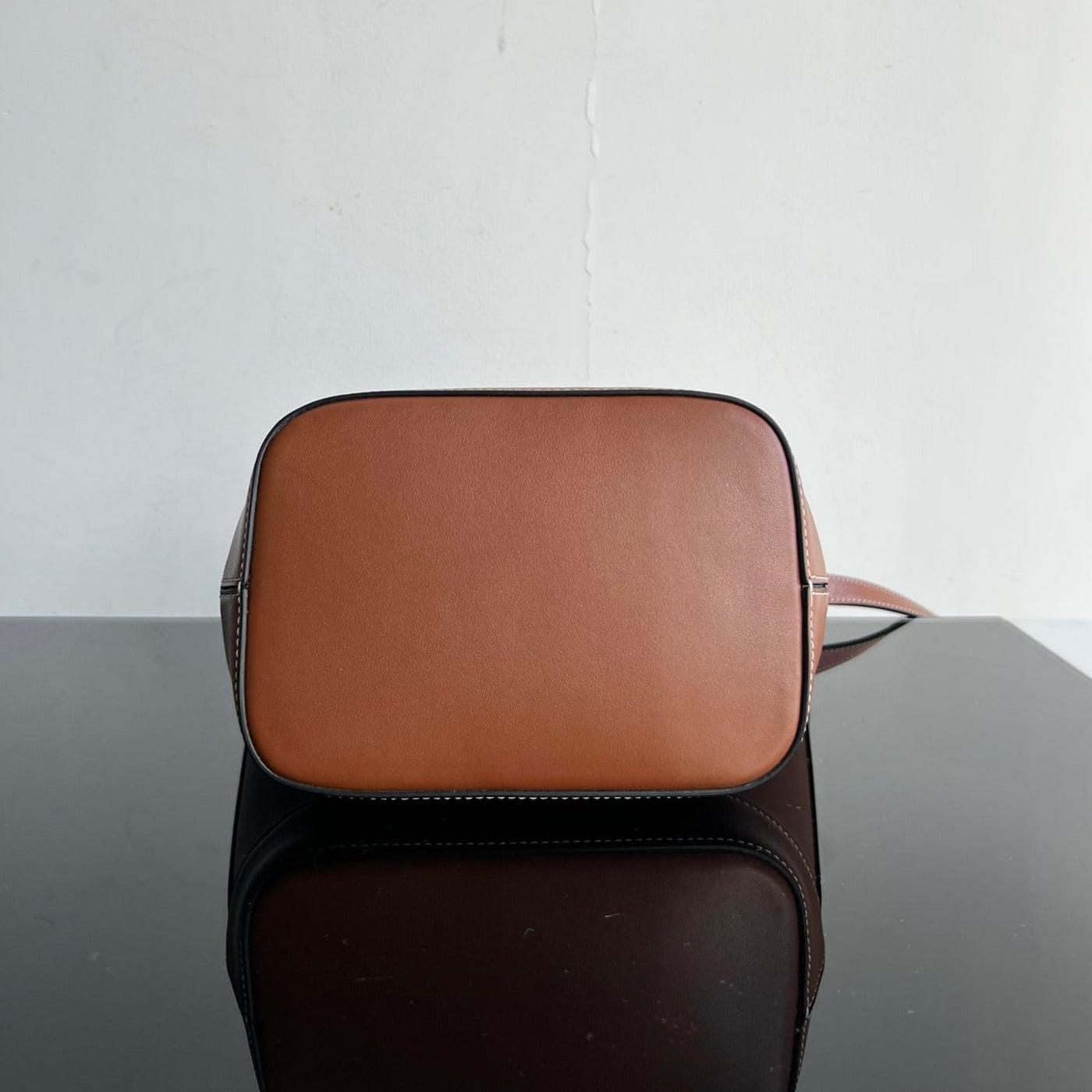 BUCKET CUIR TRIOMPHE 24 GINGGERBREAD BROWN CALFSKIN - Image 11
