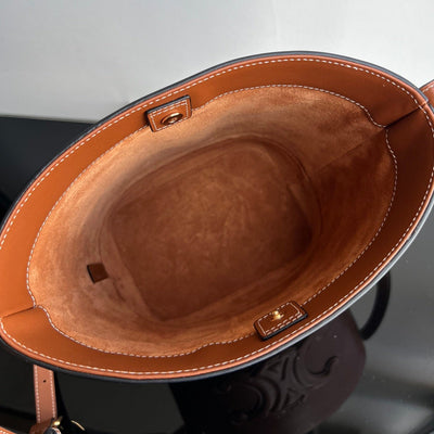BUCKET CUIR TRIOMPHE 24 GINGGERBREAD BROWN CALFSKIN - Image 7