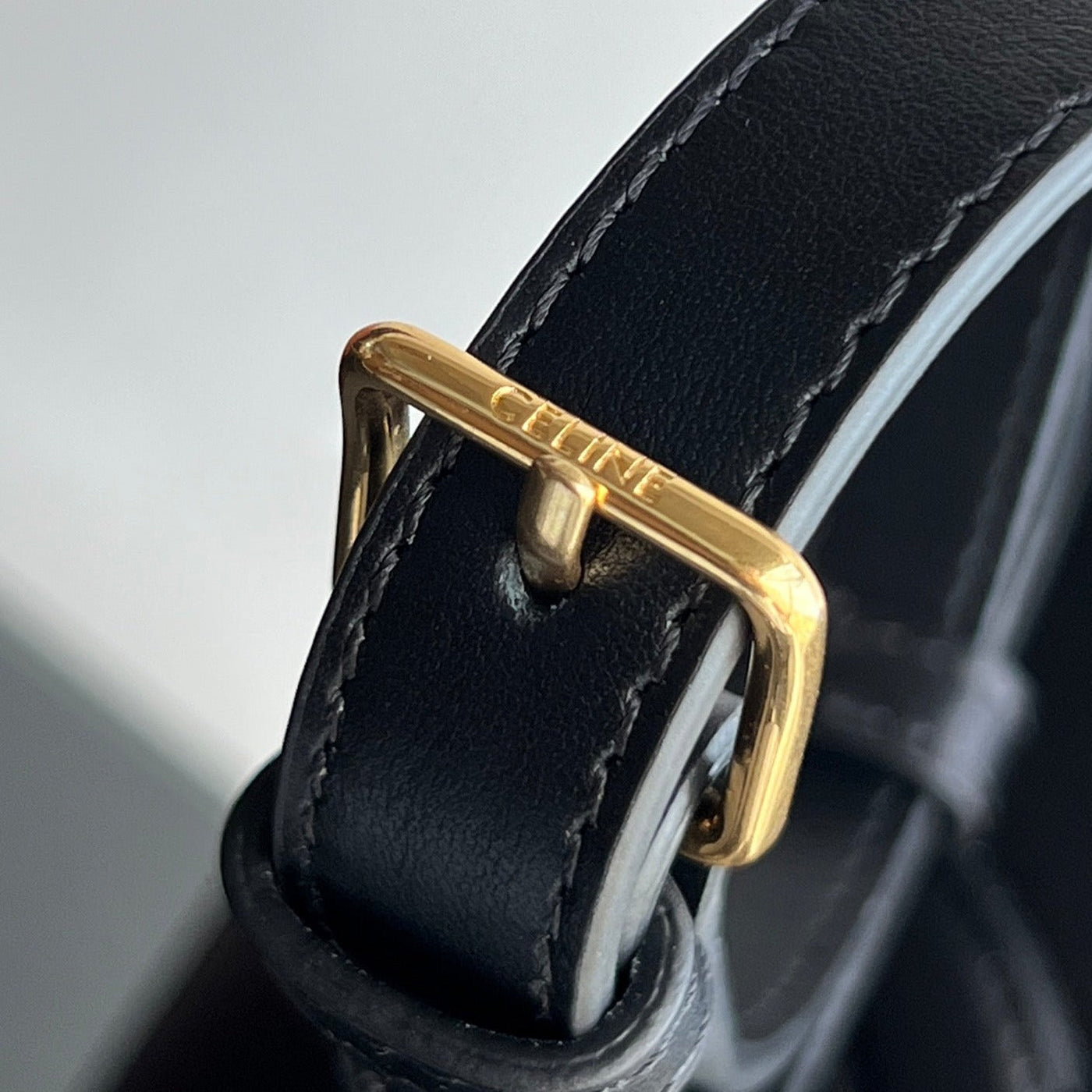 BUCKET CUIR TRIOMPHE 24 CALFSKIN BLACK - Image 9