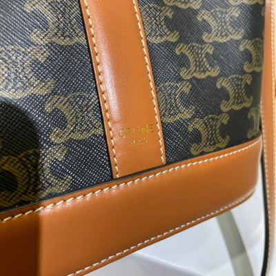 BUCKET 30 IN BLACK TRIOMPHE CANVAS AND RED BROWN CALFSKIN TRIM - Image 10