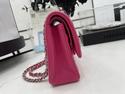 CC 25 CLASSIC SMALL DOUBLE FLAP BAG IN BRIGHT PINK CALFSKIN WITH STRAP - Image 10