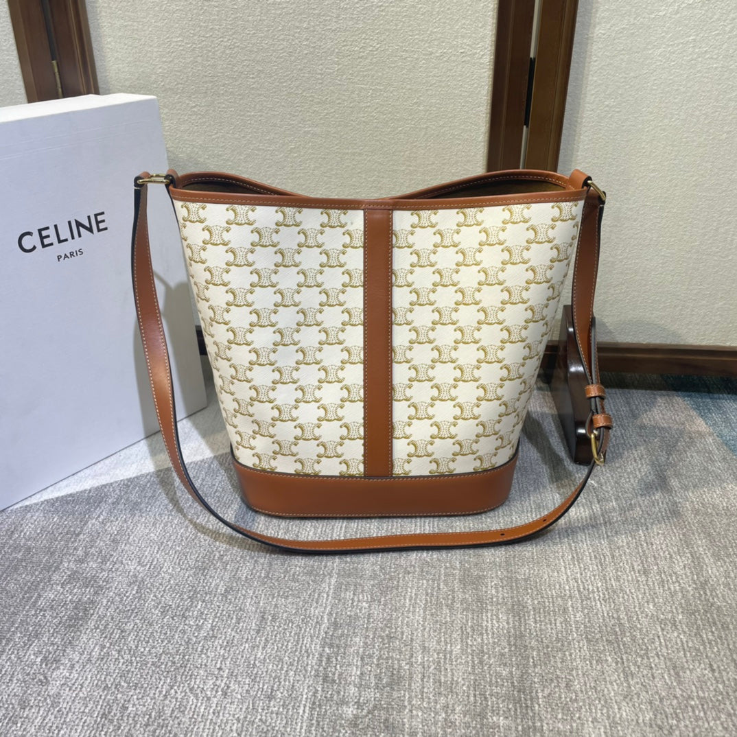 BUCKET 33 IN WHITE TRIOMPHE CANVAS AND BRONZE BROWN CALFSKIN TRIM - Image 3