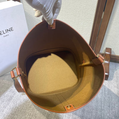 BUCKET 33 IN WHITE TRIOMPHE CANVAS AND BRONZE BROWN CALFSKIN TRIM - Image 6