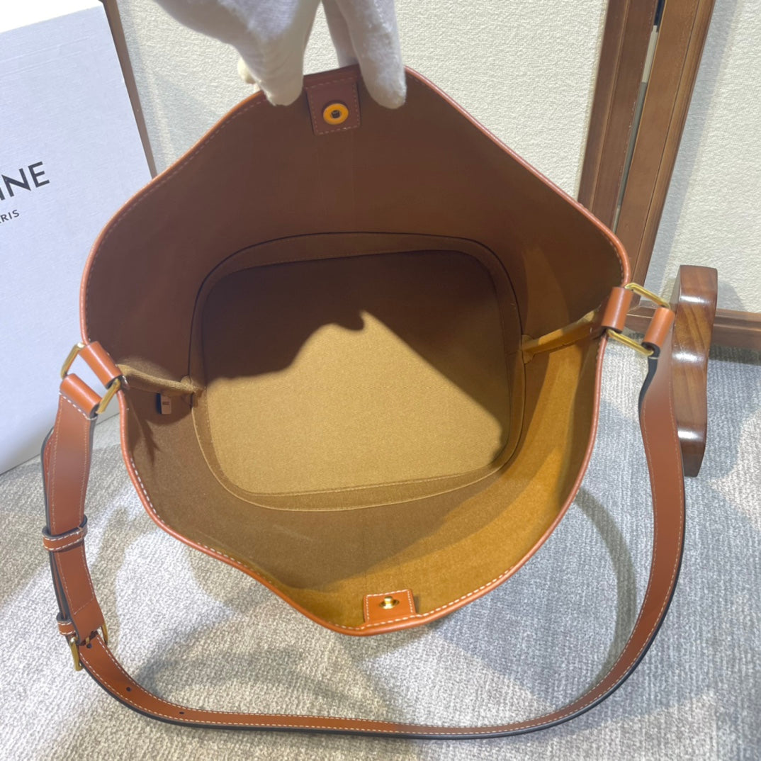 BUCKET 33 IN BLACK TRIOMPHE CANVAS AND BRONZE BROWN CALFSKIN TRIM - Image 5