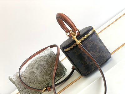 TRIOMPHE 9 CALFSKIN BLACK PATTERN BOX BAG - Image 4