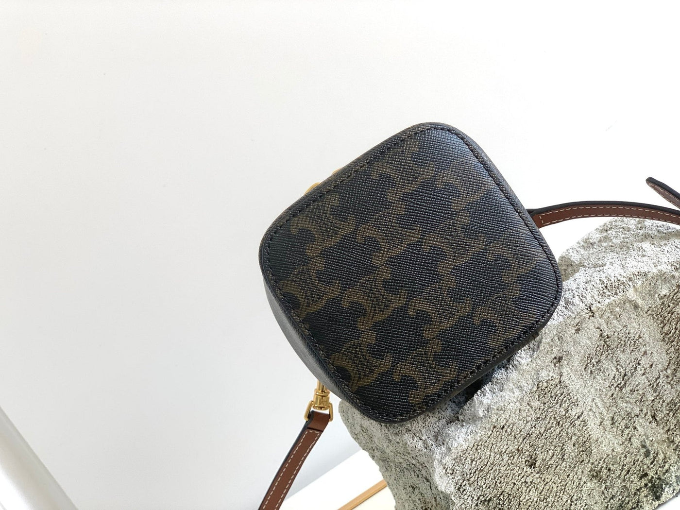 TRIPHOME 9 CALFSKIN BLACK PATTERN BOX BAG - Image 7