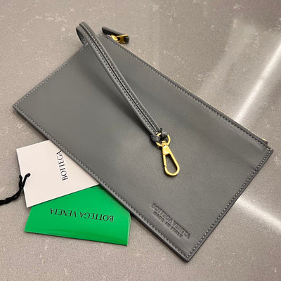 SMALL CABAT 32 IN SMOKE GRAY LAMBSKIN - Image 10