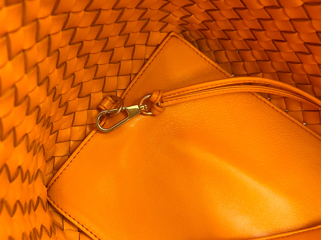 SMALL CABAT 32 IN UT ORANGE LAMBSKIN - Image 10