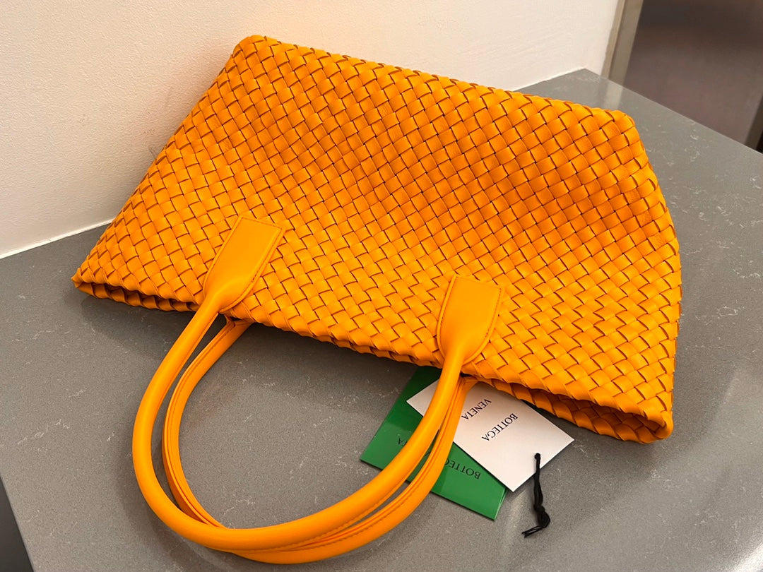 SMALL CABAT 32 IN UT ORANGE LAMBSKIN - Image 11