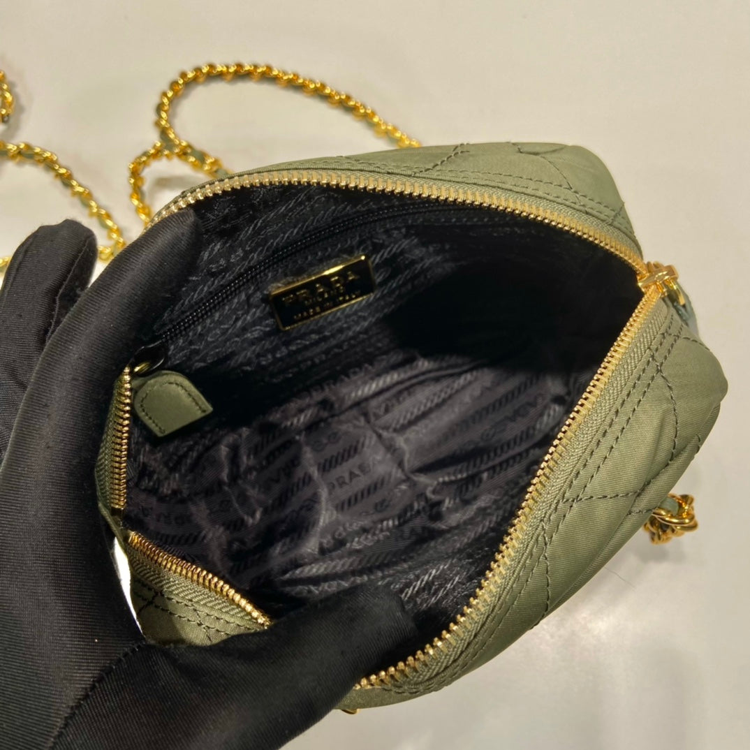 quilted hobo bag 19 in pickle green handmade nylon gold hardware - image 3