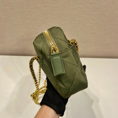 quilted hobo bag 19 in pickle green handmade nylon gold hardware - image 7