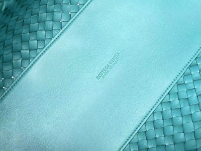 SMALL CABAT 32 IN TEAL BLUE LAMBSKIN - Image 9