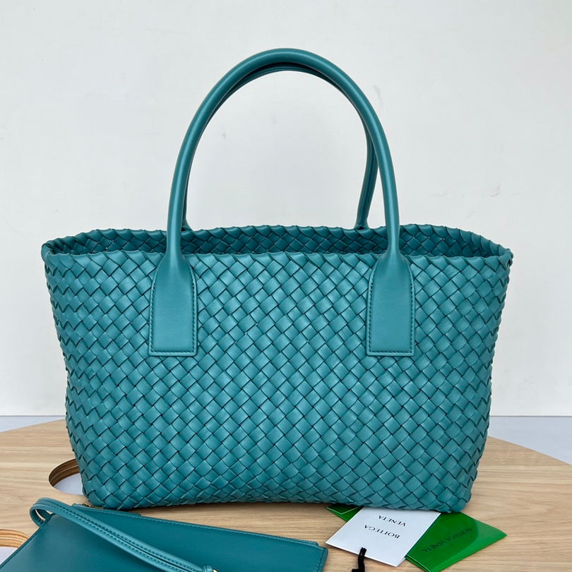 SMALL CABAT 32 IN TEAL BLUE LAMBSKIN - Main Image