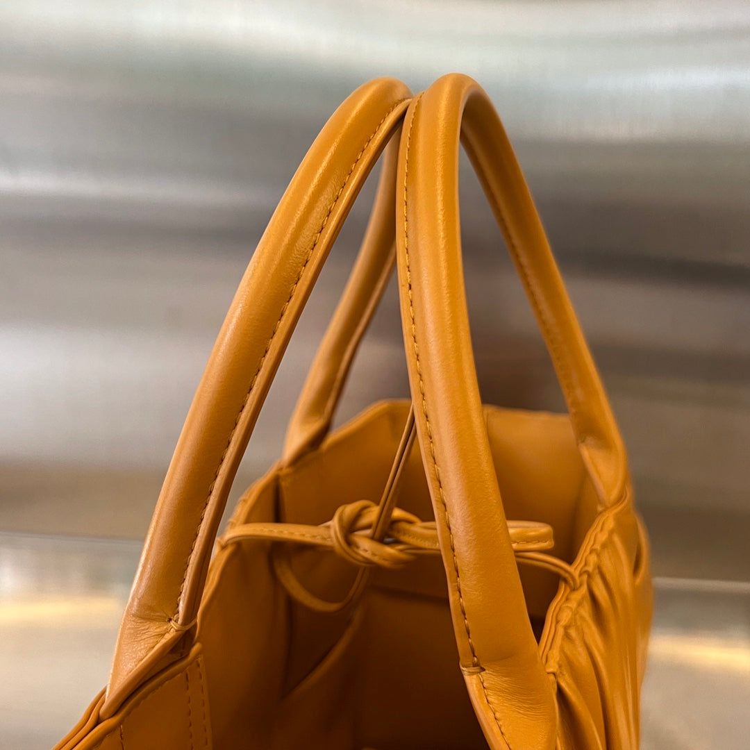 SMALL ARCO TOTE 30 IN PIZAZZ ORANGE SOFT LAMBSKIN - Image 7