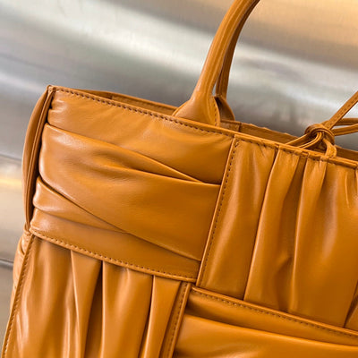 SMALL ARCO TOTE 30 IN PIZAZZ ORANGE SOFT LAMBSKIN - Image 9