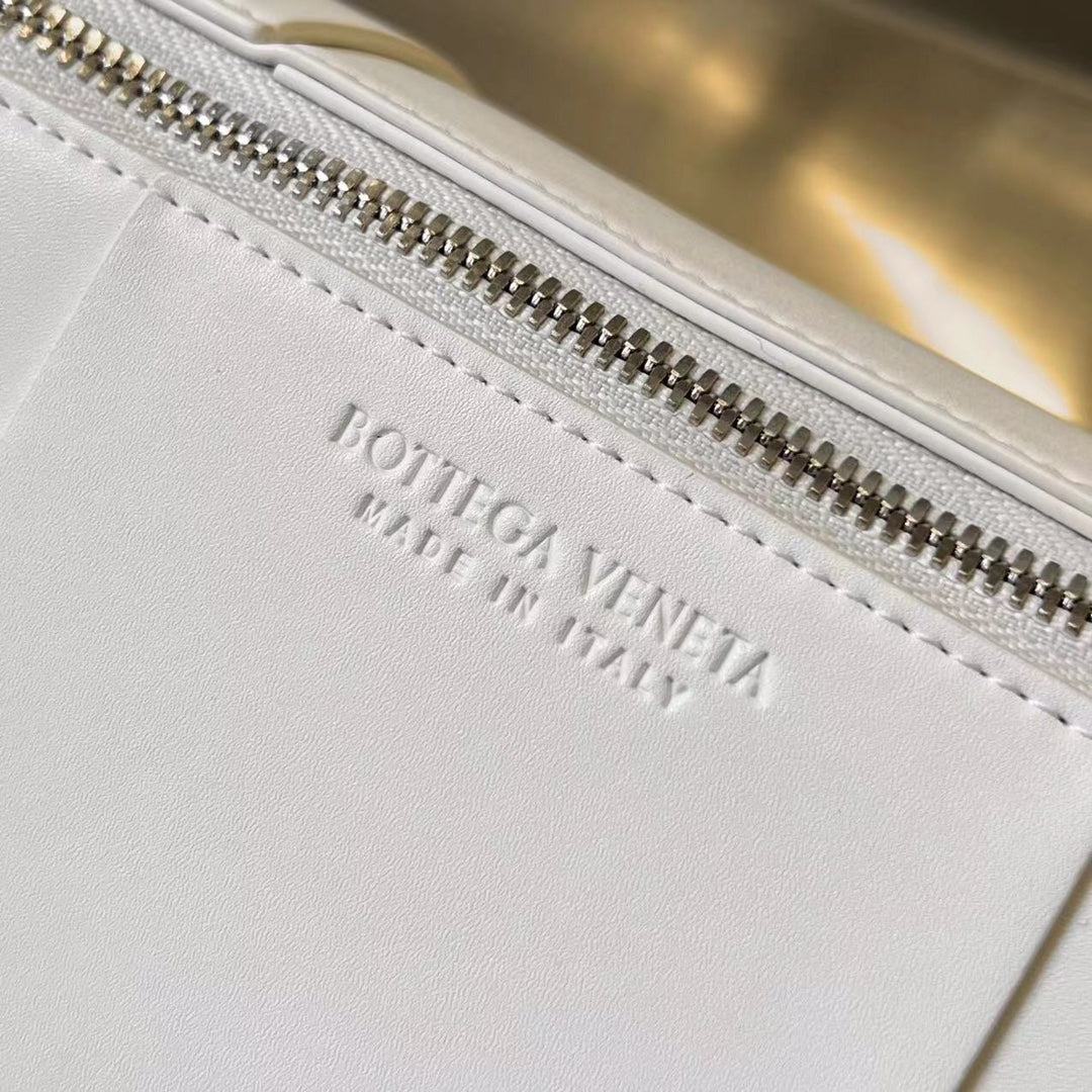 CYLINDER CASSETTE 30 IN WHITE CALFSKIN - Image 6