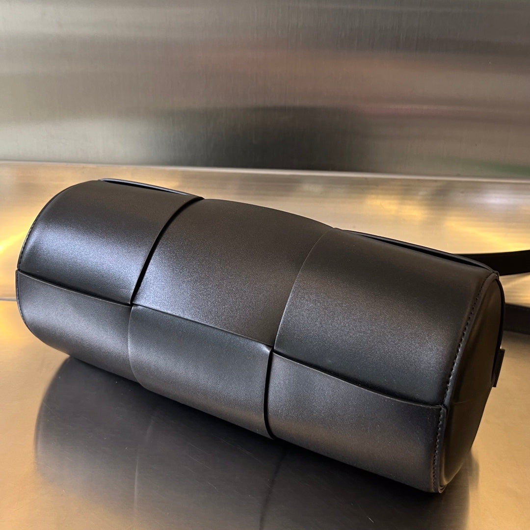 CYLINDER CASSETTE 30 IN BLACK CALFSKIN - Image 11