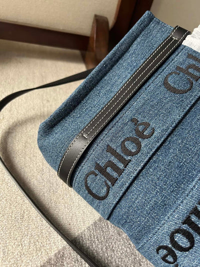 SMALL WOODY TOTE BAG 26.5 IN BLUE DENIM BLACK CALFSKIN - Image 8