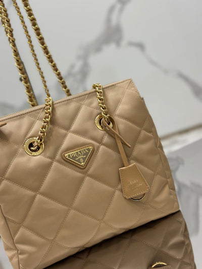 vintage hobo bag 25 in light french beige quilted nylon gold hardware - image 2