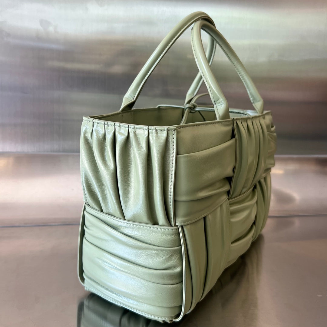 SMALL ARCO TOTE 30 IN TRAVERTINE SOFT LAMBSKIN - Image 4