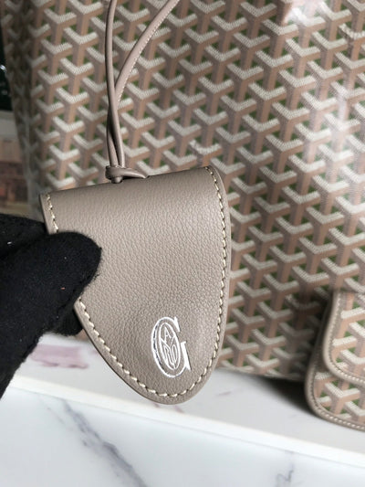 SAINT LOUIS GM 40 IN GREY MIX GREEN GOYARDINE CANVAS AND CALFSKIN