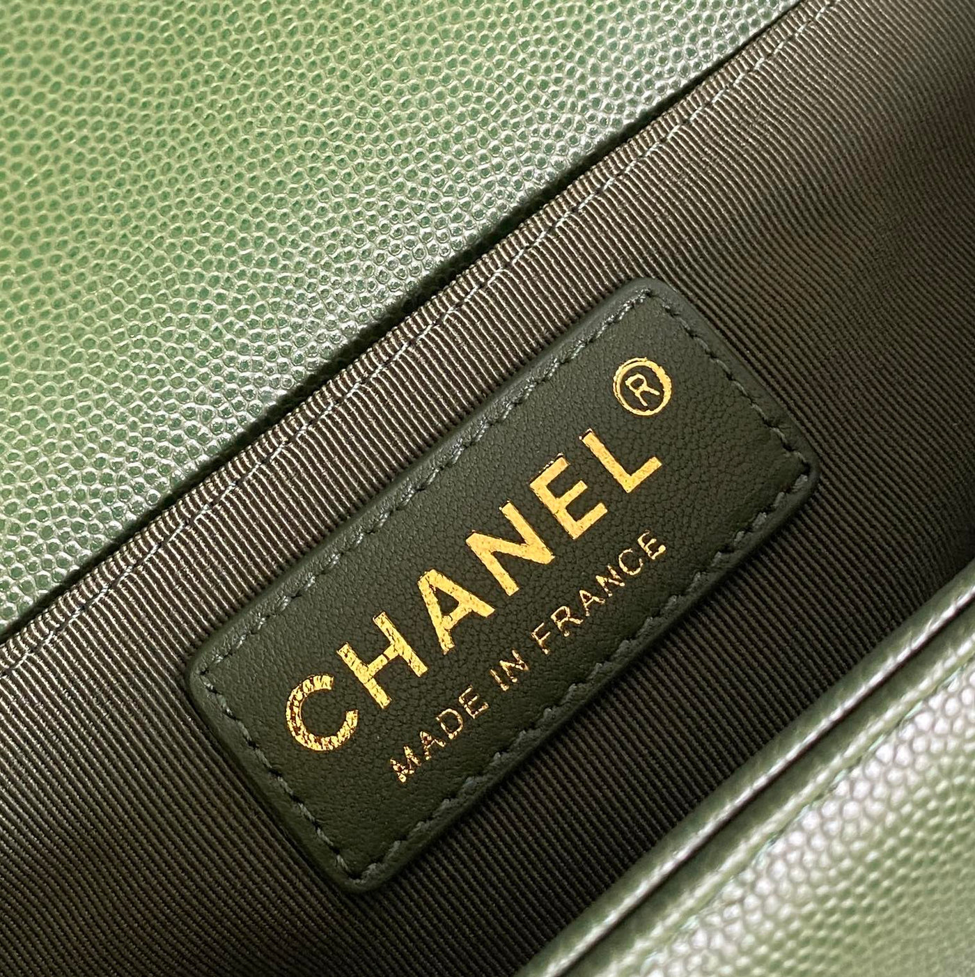 CC MEDIUM 25 BOY BAG IN OLIVE GREEN LAMBSKIN GOLD HARDWARE - Image 8