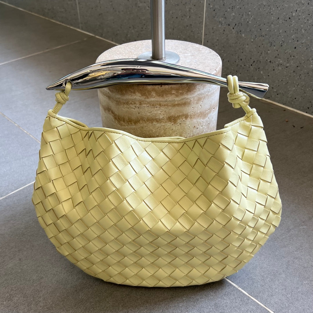 SARDINE 33 WITH CHAIN IN YELLOW CREAM LAMBSKIN - Main Image