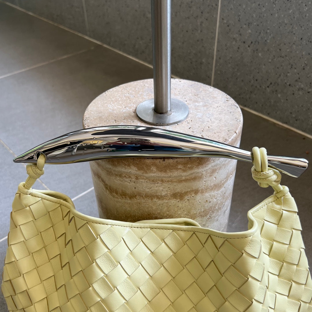 SARDINE 33 WITH CHAIN IN YELLOW CREAM LAMBSKIN - Image 6