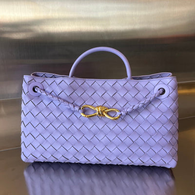 SMALL ANDIAMO 29 IN LIGHT PURPLE LAMBSKIN - Image 3